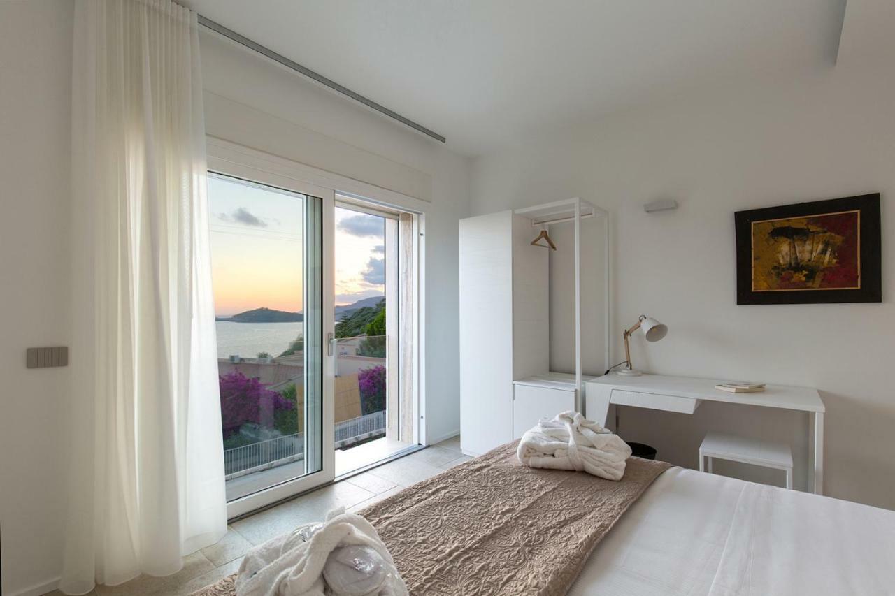 Scissure Sea Suite กาเอตา ภายนอก รูปภาพ