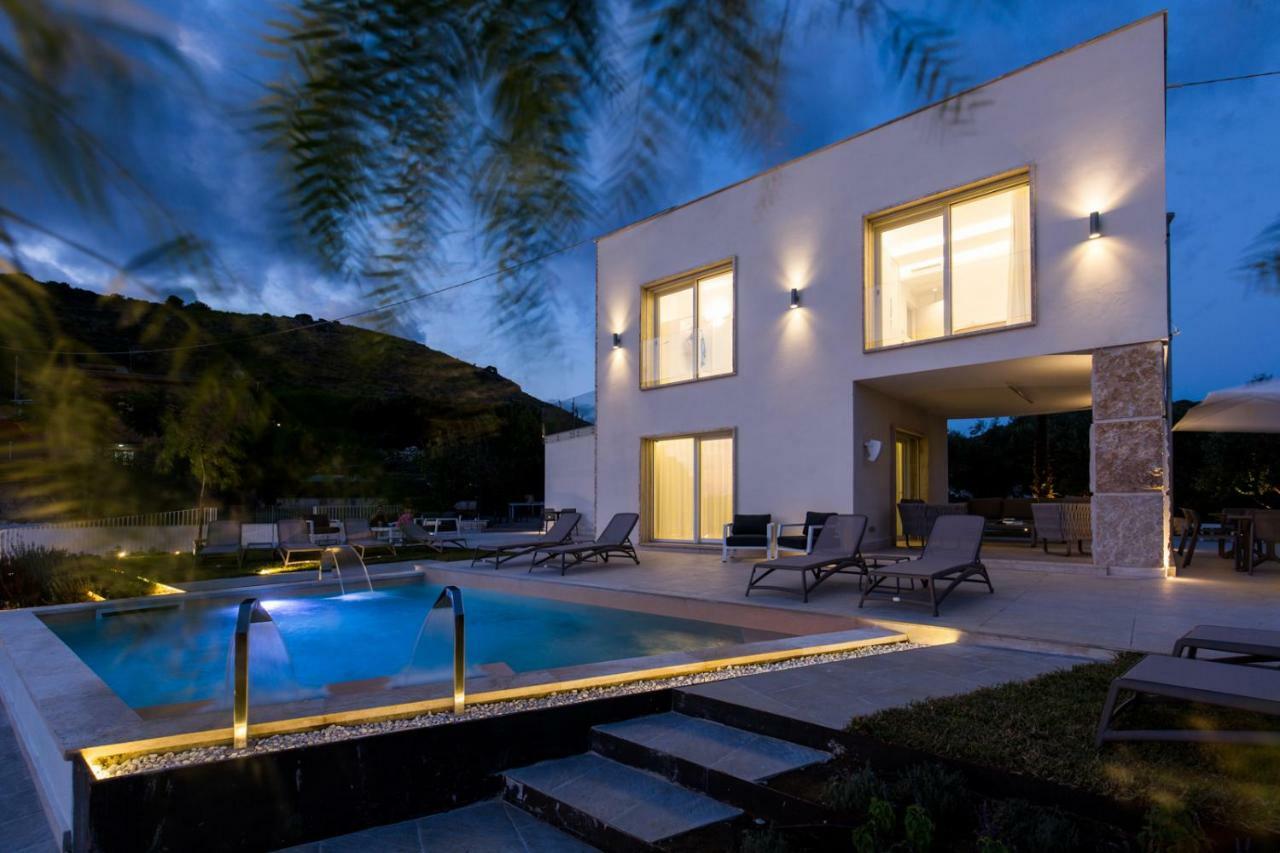Scissure Sea Suite กาเอตา ภายนอก รูปภาพ